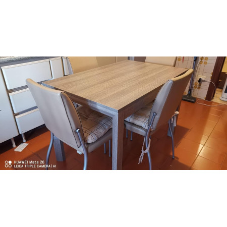 Tavolo da pranzo allungabile in legno 110x70 cm