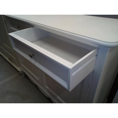 Credenza elegante in legno e MDF Perfetta per eleganza e funzionalità.