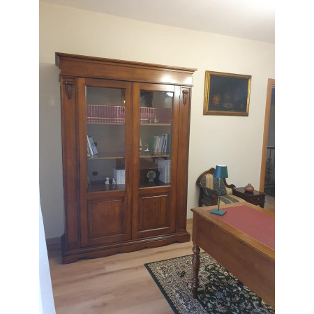 Vetrina Classica Bassano Eleganza e funzionalità per la tua casa