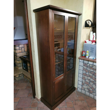 vetrina classica in legno noce lucido misura 90x41x186 cm.