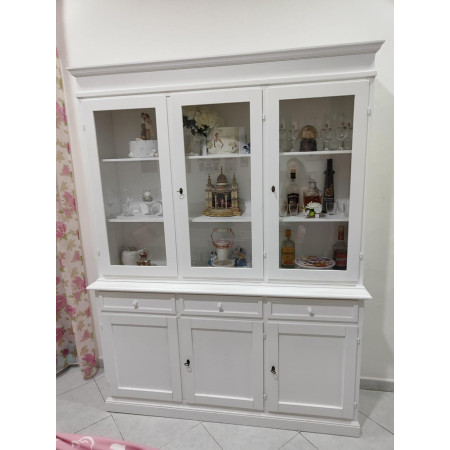 cristalliera classica in legno e MDF, rifinita in bianco opaco, misura 156x42x205 cm.