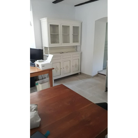 cristalliera arte povera in legno bianco lucido è un prodotto elegante e raffinato, ideale per arredare la tua stanza con stile
