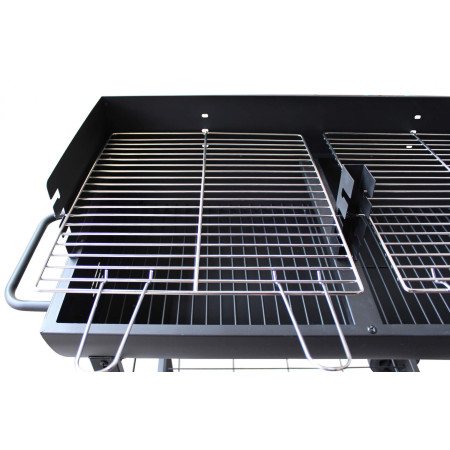 Barbecue a carbonella per giardino terrazzo
