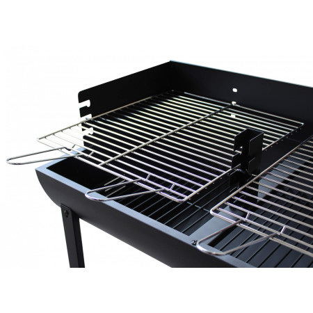 Barbecue a carbonella per giardino terrazzo