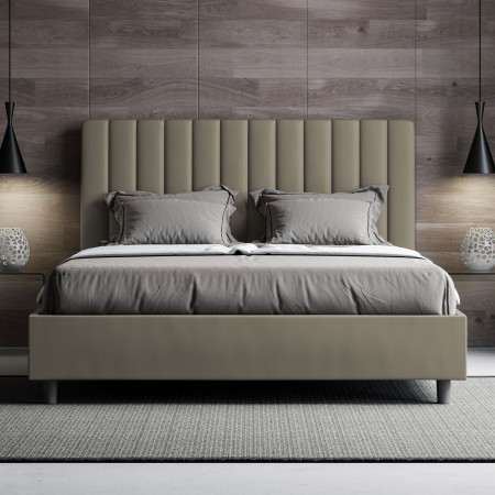 Letto moderno matrimoniale con testiera e giroletto imbottito in ecopelle cappuccino