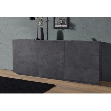 La credenza in grigio antracite, dimensioni 180 x 43 x 86 cm